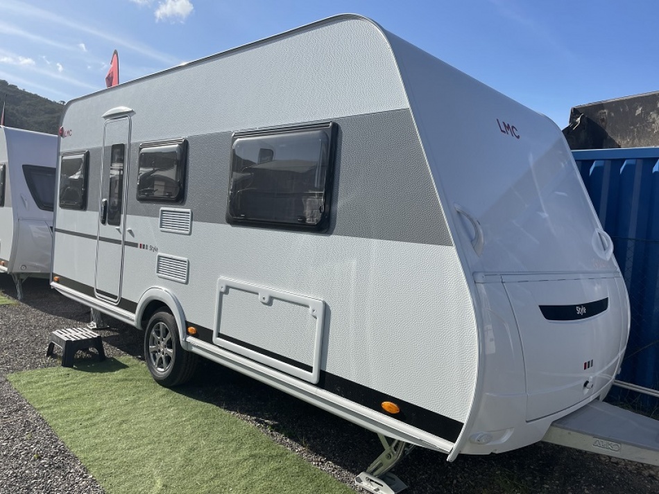 Caravane Bürstner Averso 490 — Familiale Confort